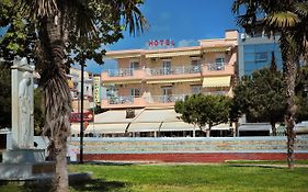 Hotel Epavli